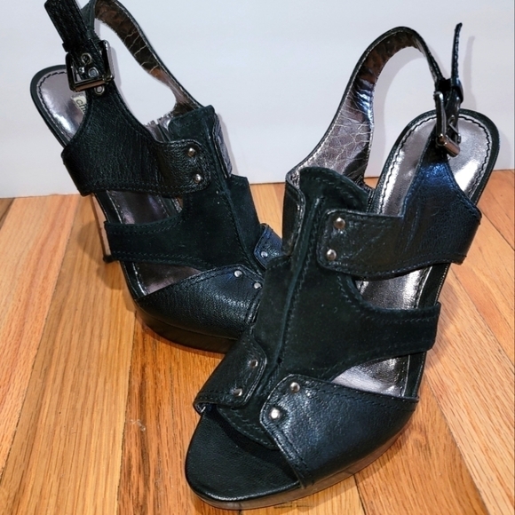 Charles David Heels - Picture 2 of 12